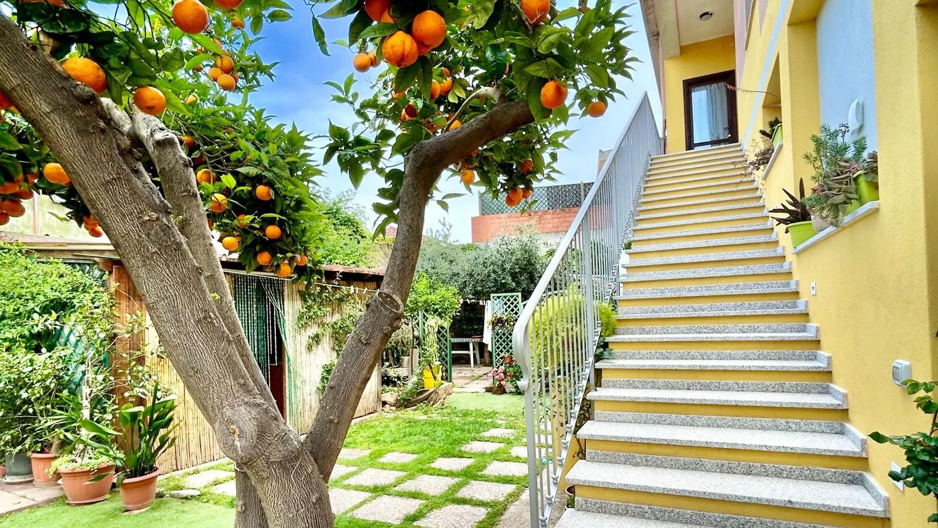 Residenza Serra contacts